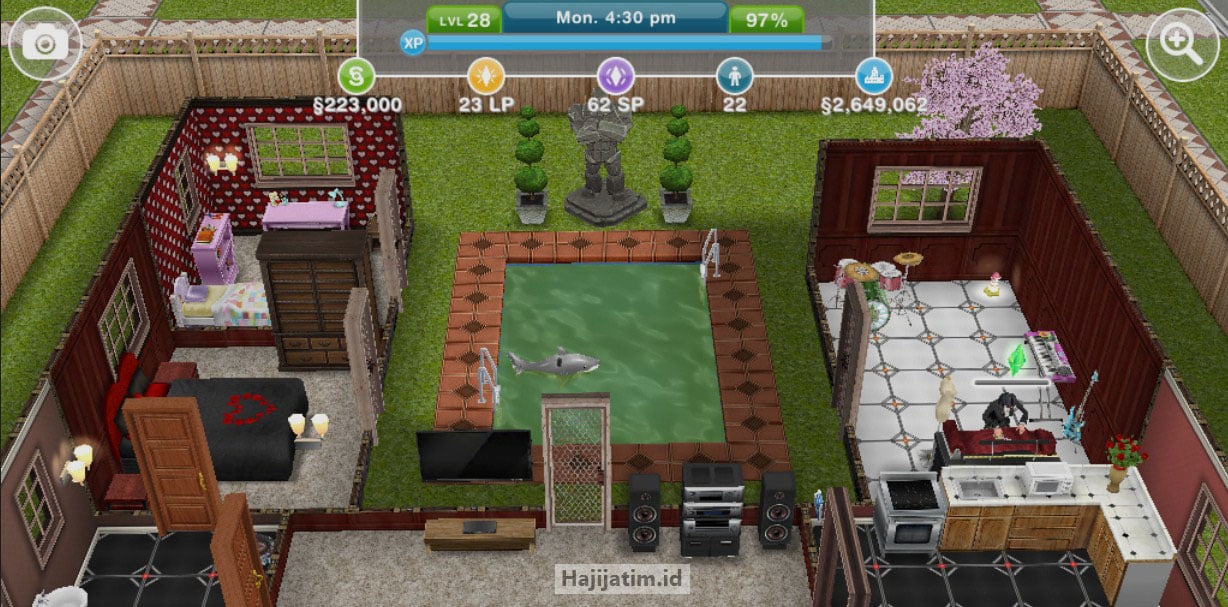 Gameplay-The-Sims-FreePlay-Mod-APK-iOS-&-Android