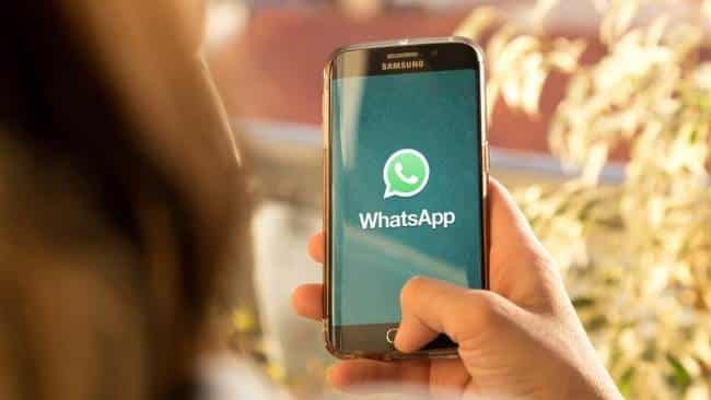 Cara-Agar-Whatsapp-Tidak-Terlihat-Online